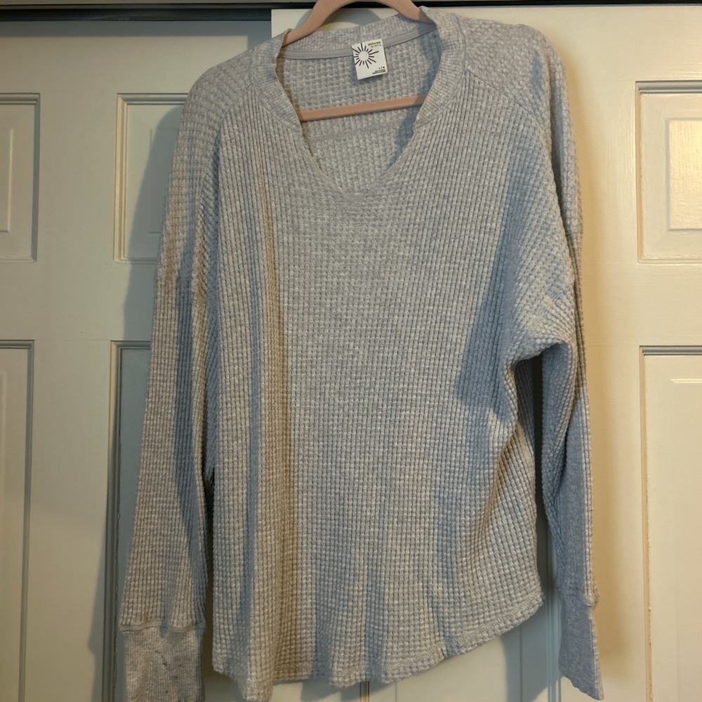 Aerie Light Gray V-Neck Sweater